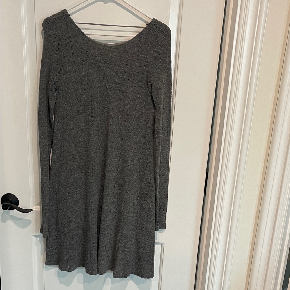 Elegant Gray Long Sleeve Dress